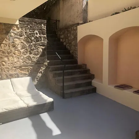 Rez De Chaussee De
